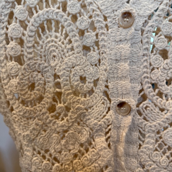 AZ BOHO CROCHET SWEATER BUTTONDOWN 0/S - Picture 2 of 3